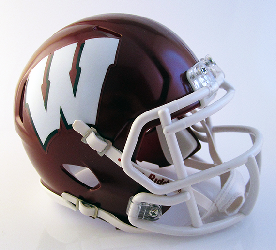 Willard (2010), Mini Football Helmet - T-Mac Sports
